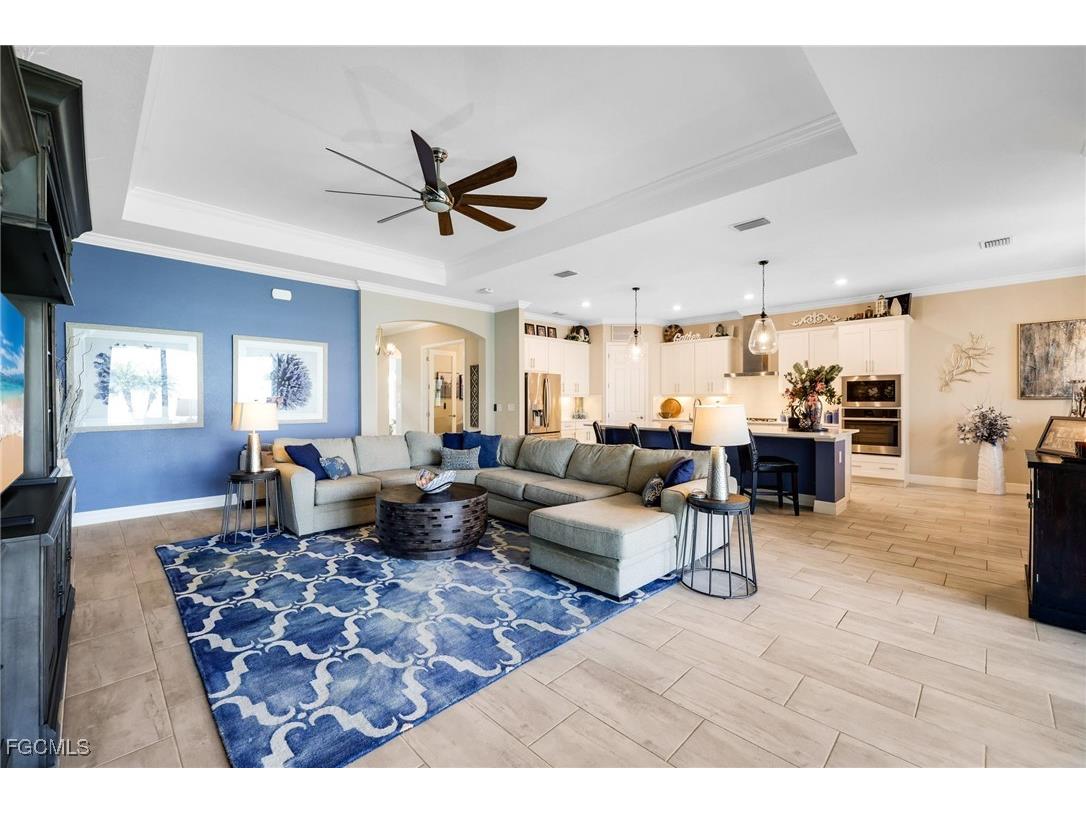 13424 Blue Bay Circle Fort Myers FL 33913 2025021094 image8