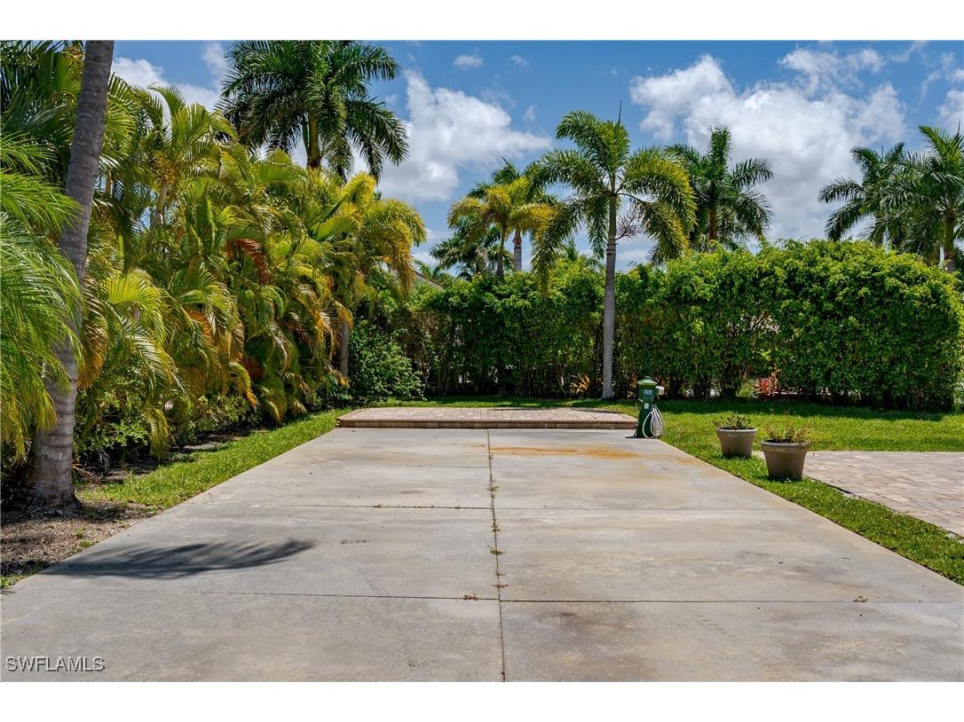 13430 Ladyfish Lane Naples FL 34114 225068599 image11