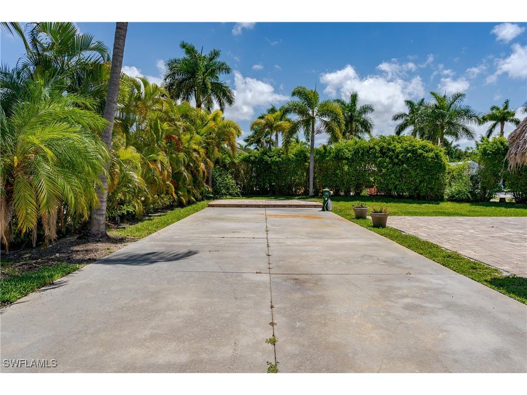 13430 Ladyfish Lane Naples FL 34114 225068599 image14