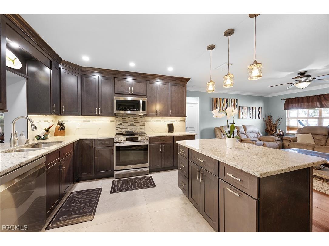 13438 Caribbean Boulevard Fort Myers FL 33905 2026012860 image8