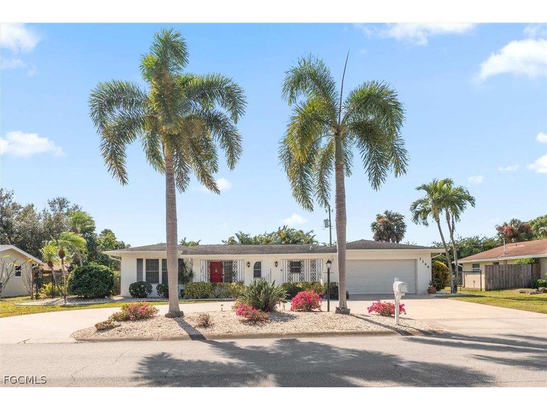 1344 Mayfair Terrace Fort Myers FL 33919 2026008339 image1