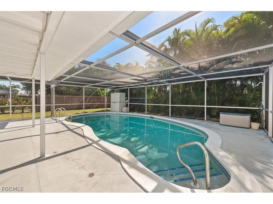1344 Mayfair Terrace Fort Myers FL 33919 2026008339 image11