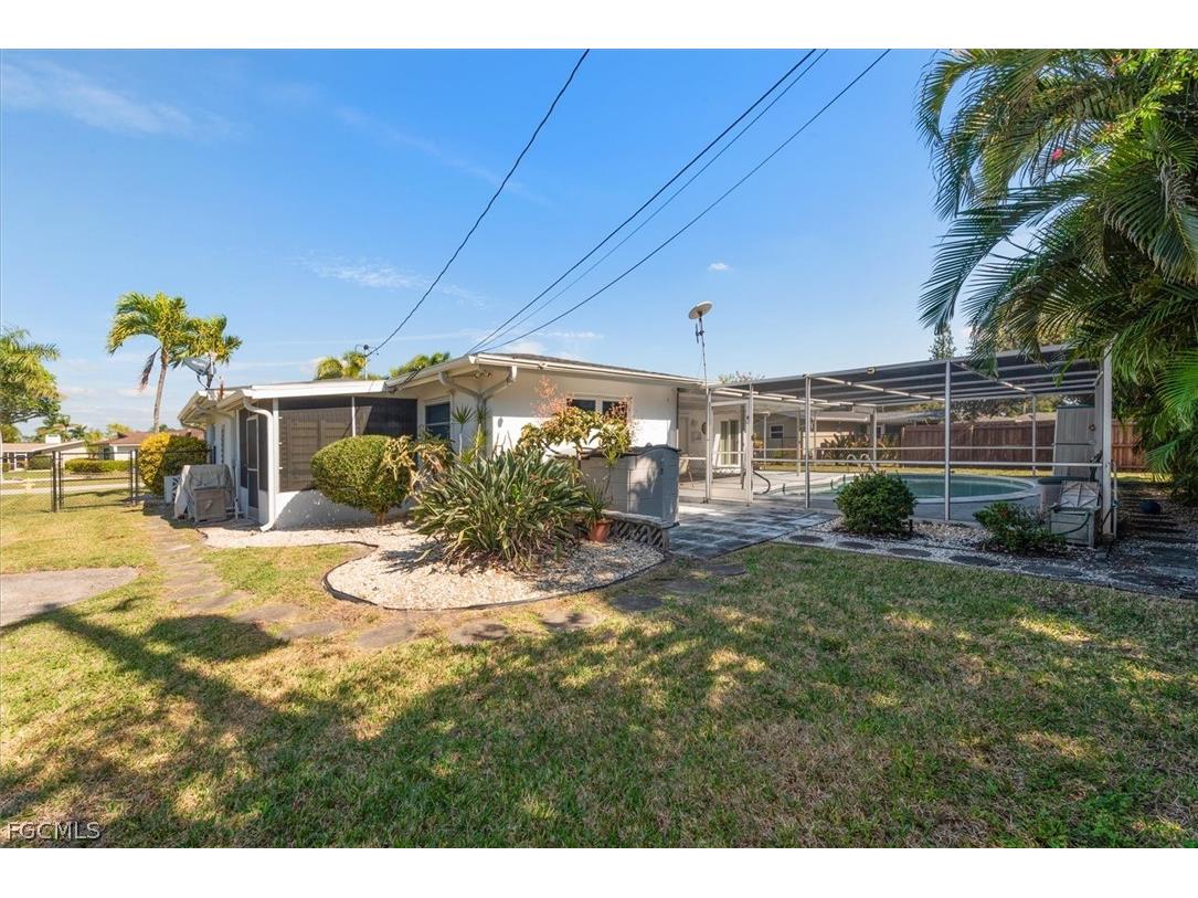1344 Mayfair Terrace Fort Myers FL 33919 2026008339 image29