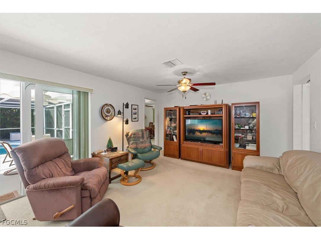 1344 Mayfair Terrace Fort Myers FL 33919 2026008339 image8