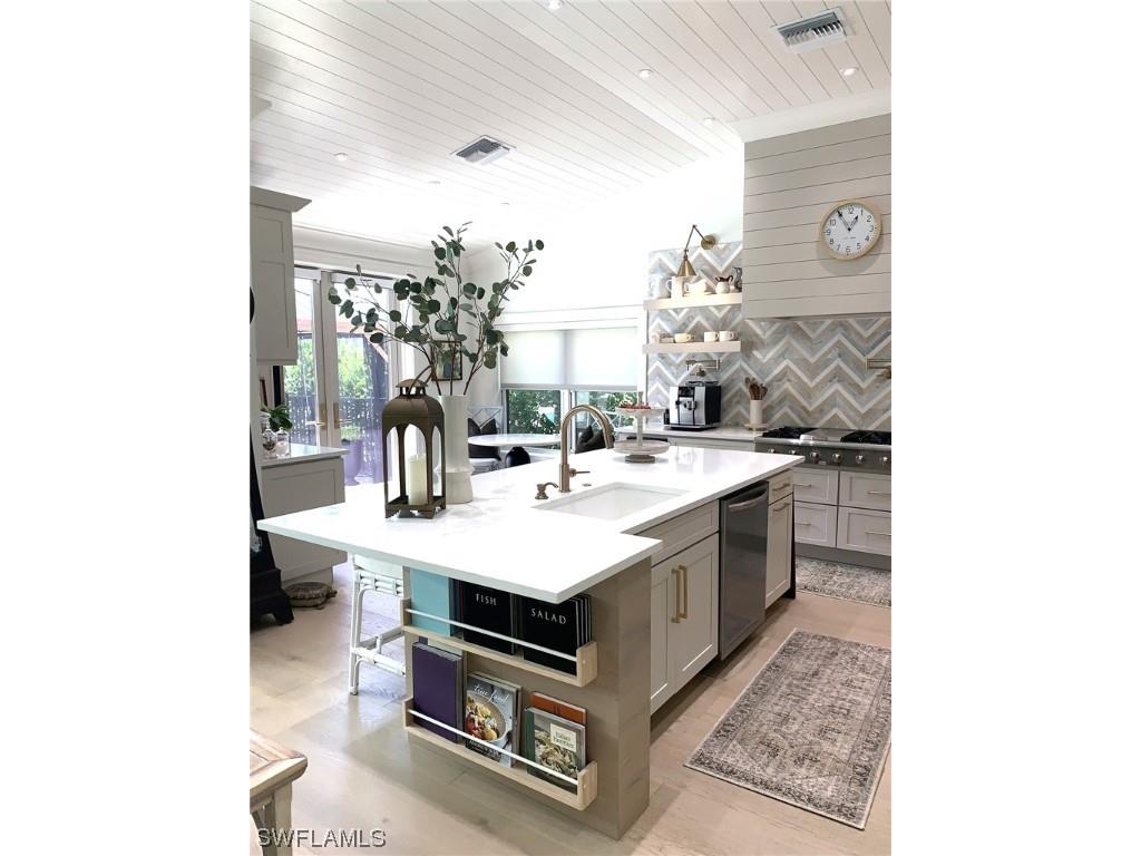 1344 Monarch Circle Naples FL 34116 223065334 image1