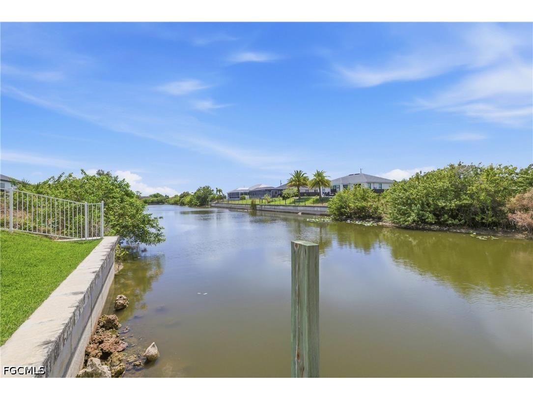 1344 NW 13th Place Cape Coral FL 33993 2026018861 image37