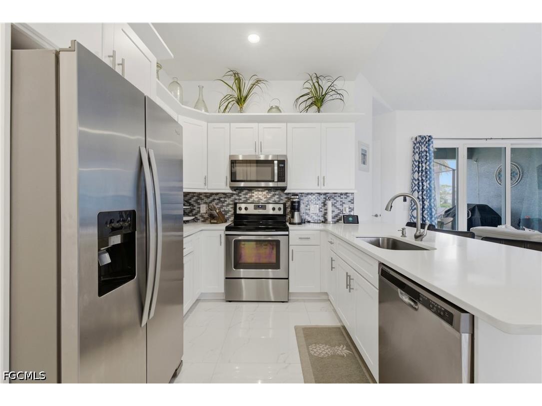 1344 NW 13th Place Cape Coral FL 33993 2026018861 image8