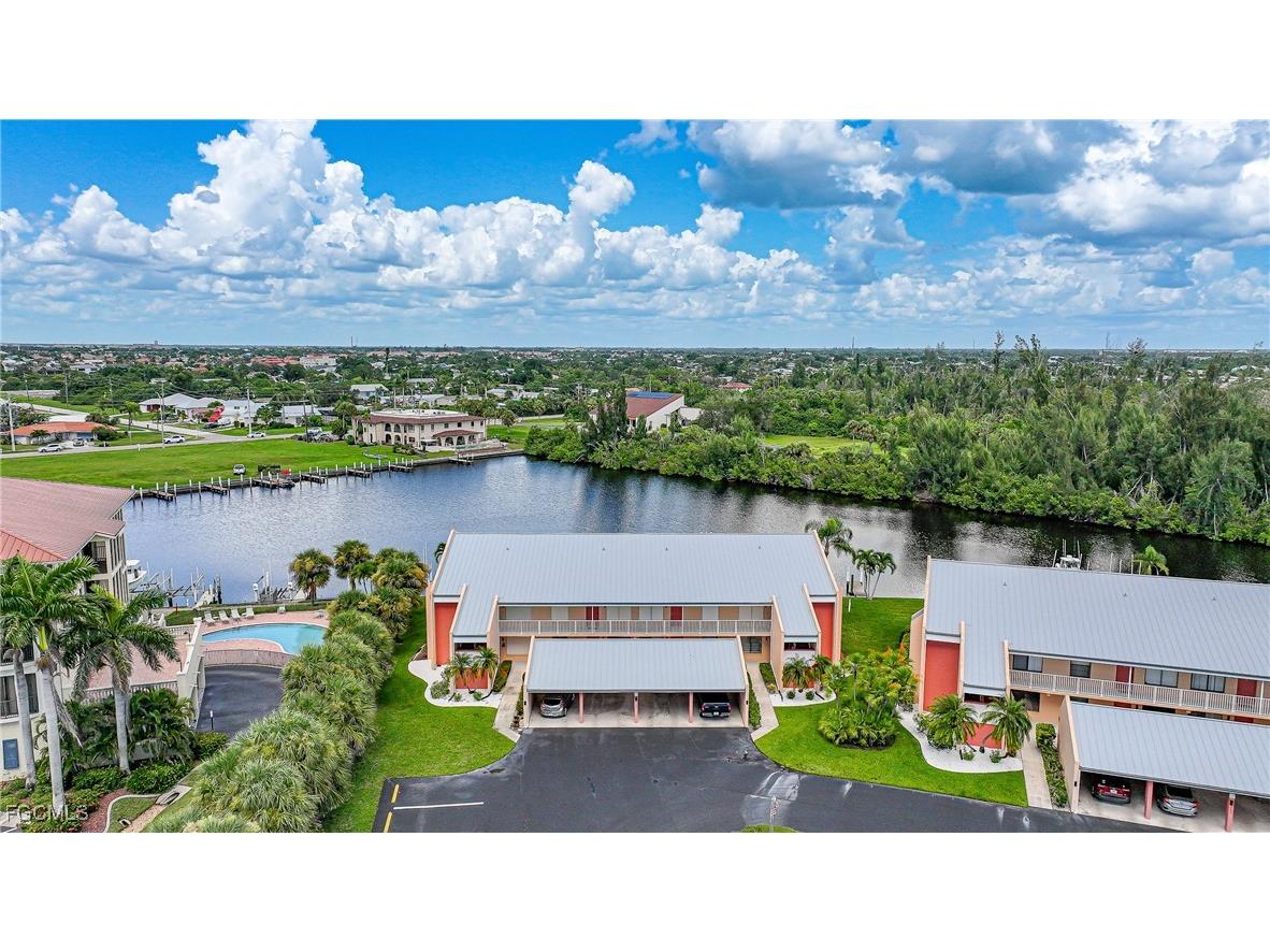 1344 Rock Dove Court #D102 Punta Gorda FL 33950 2025008256 image1