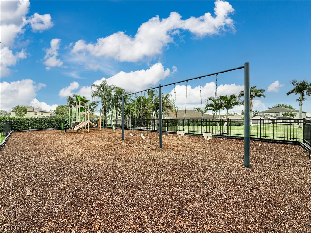 13446 Bristol Park Way Fort Myers FL 33913 2025024711 image22