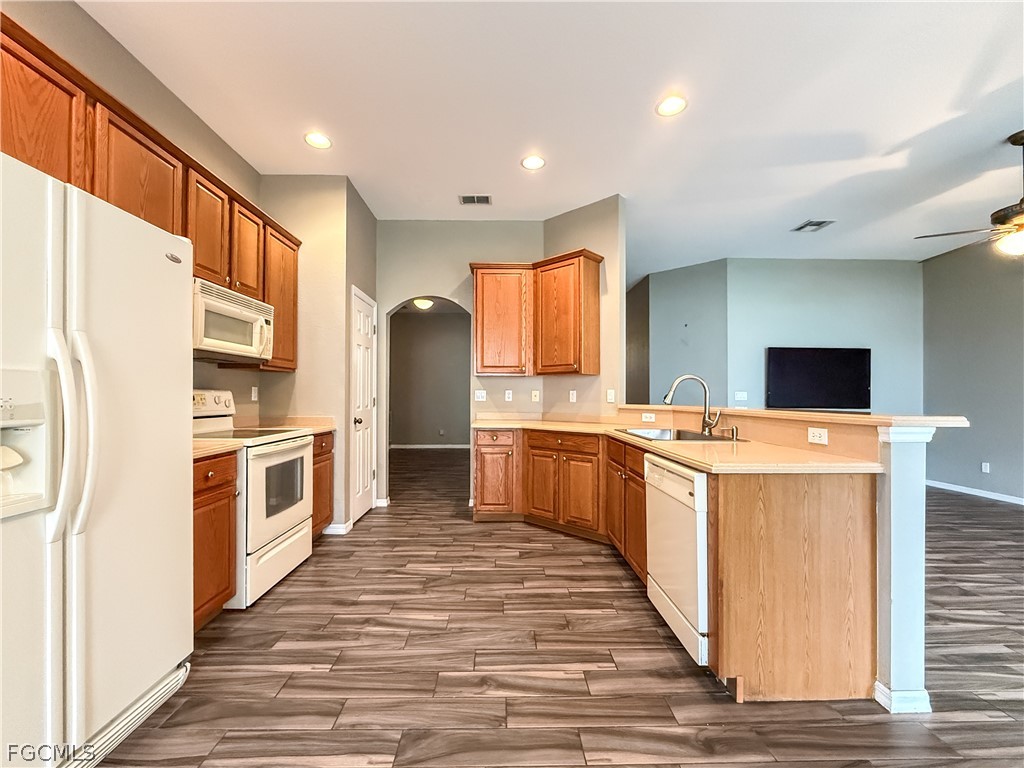 13446 Bristol Park Way Fort Myers FL 33913 2025024711 image3