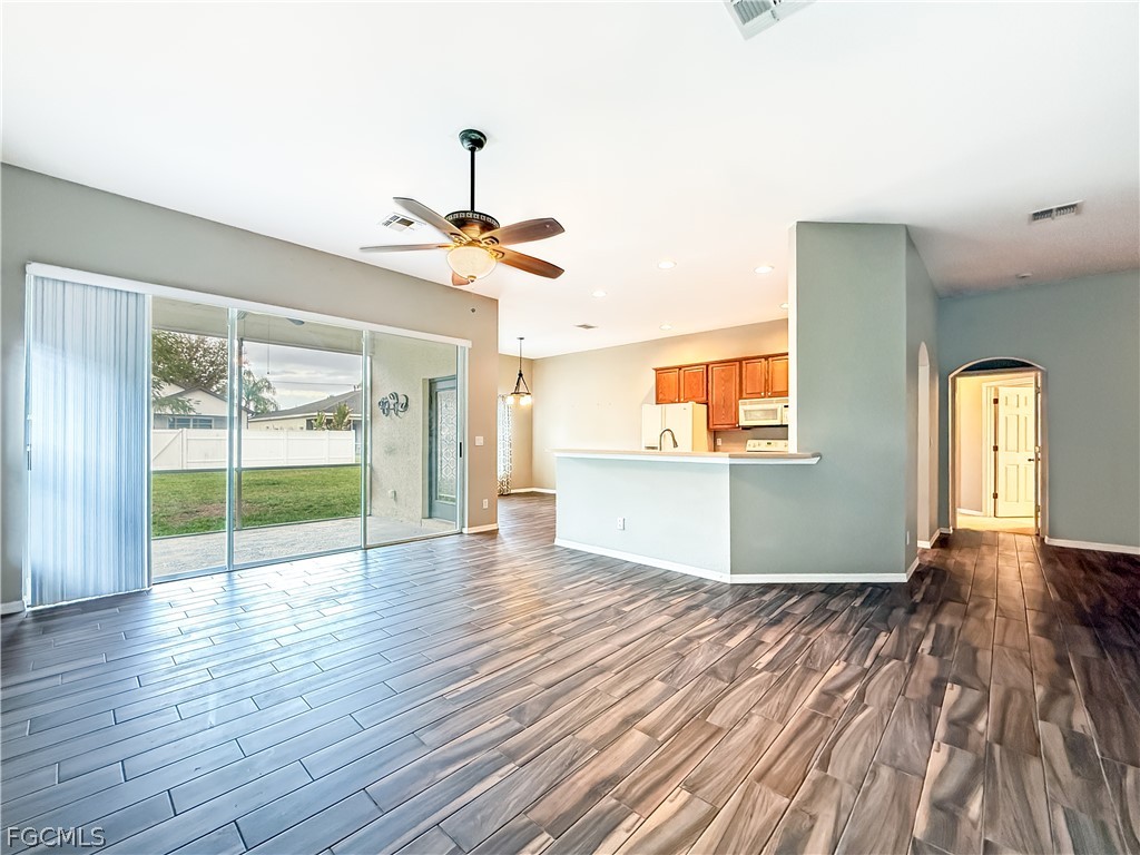 13446 Bristol Park Way Fort Myers FL 33913 2025024711 image4