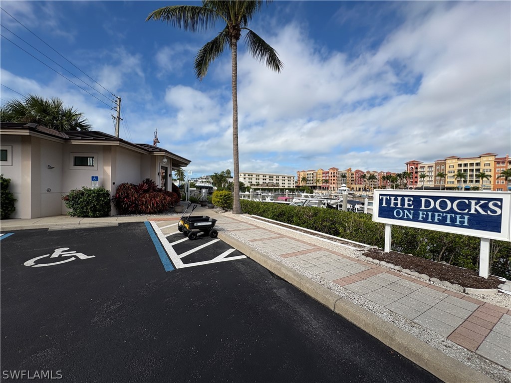 1345 5th Avenue S Naples FL 34102 226006020 image5