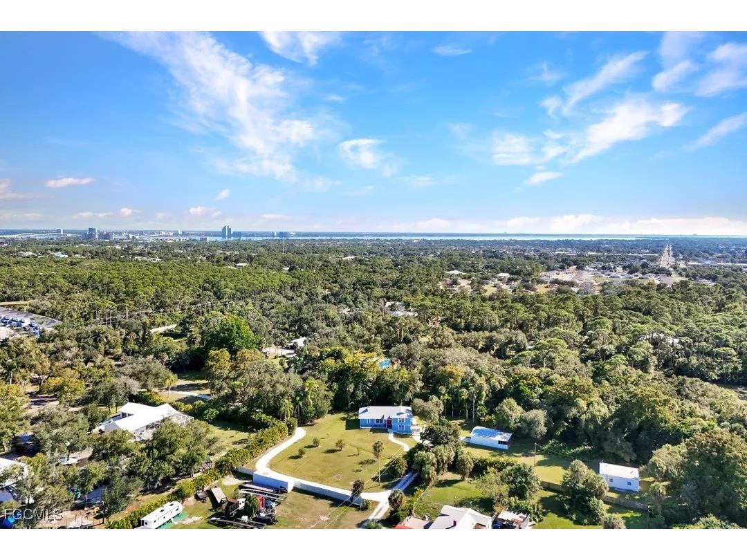 14630 Smokey Hollow Lane North Fort Myers FL 33903 2025021181 image1