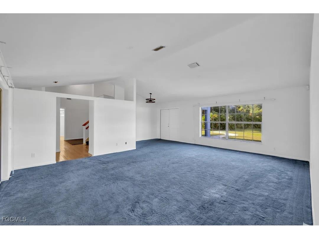 14630 Smokey Hollow Lane North Fort Myers FL 33903 2025021181 image19