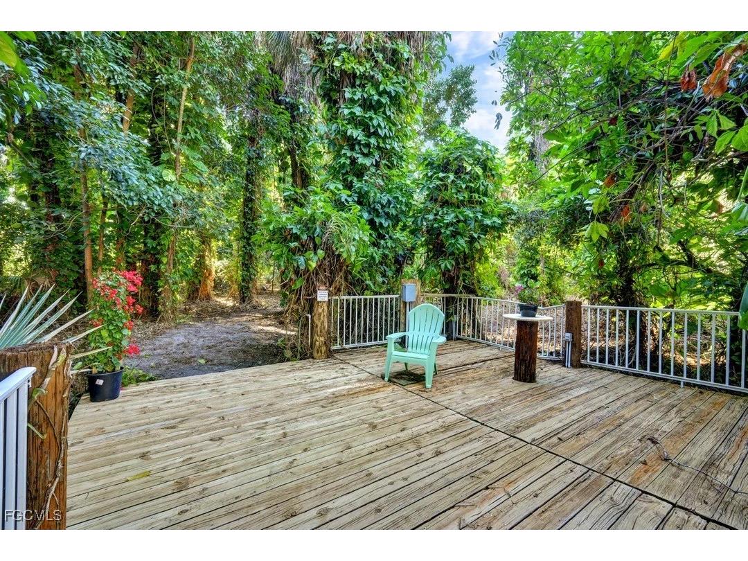 14630 Smokey Hollow Lane North Fort Myers FL 33903 2025021181 image41
