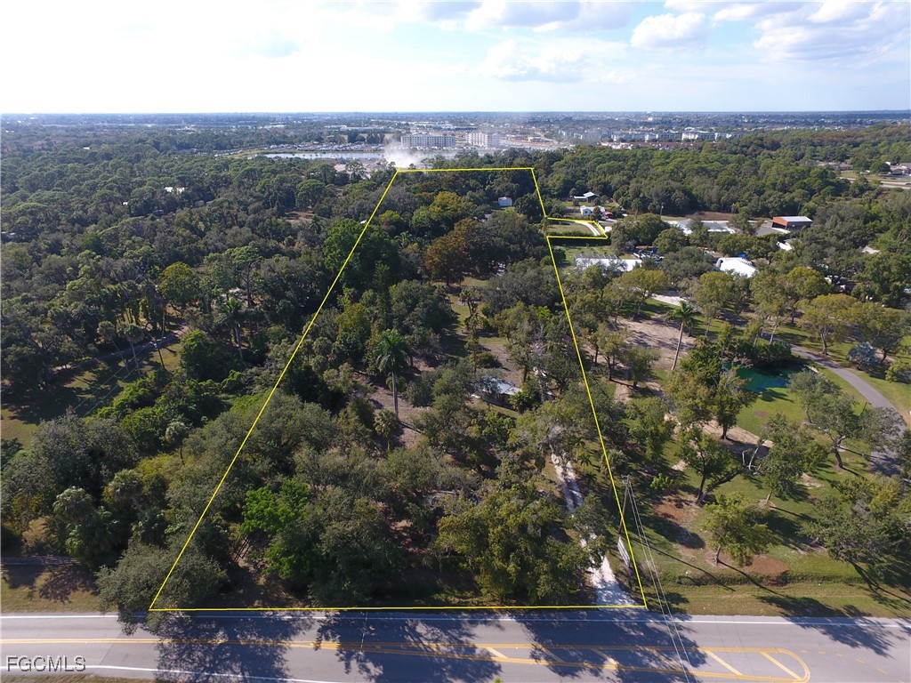 14630 Smokey Hollow Lane North Fort Myers FL 33903 2025021181 image45