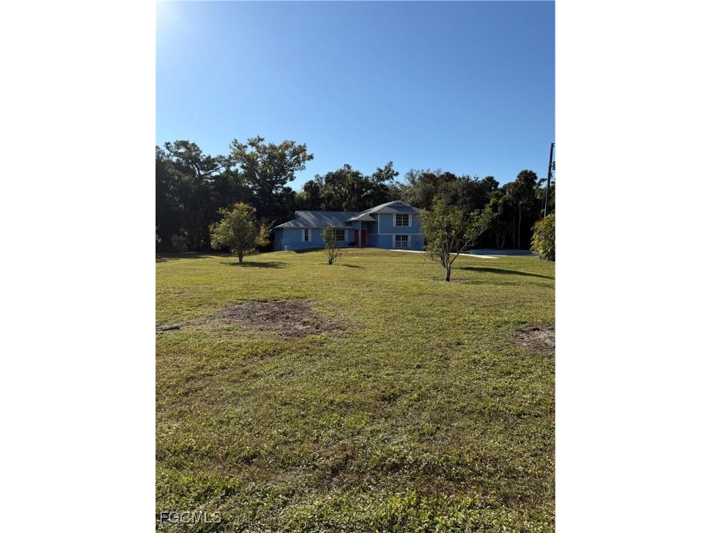 14630 Smokey Hollow Lane North Fort Myers FL 33903 2025021181 image8