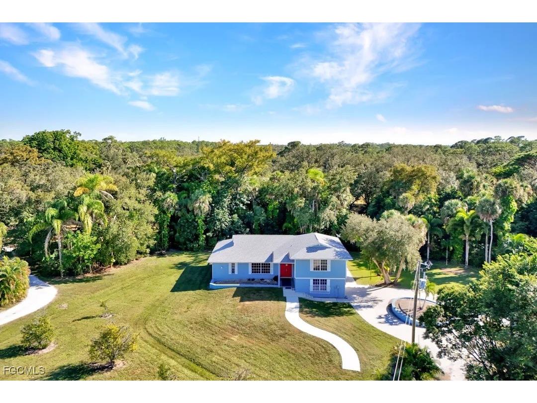 14630 Smokey Hollow Lane North Fort Myers FL 33903 2025021181 image9