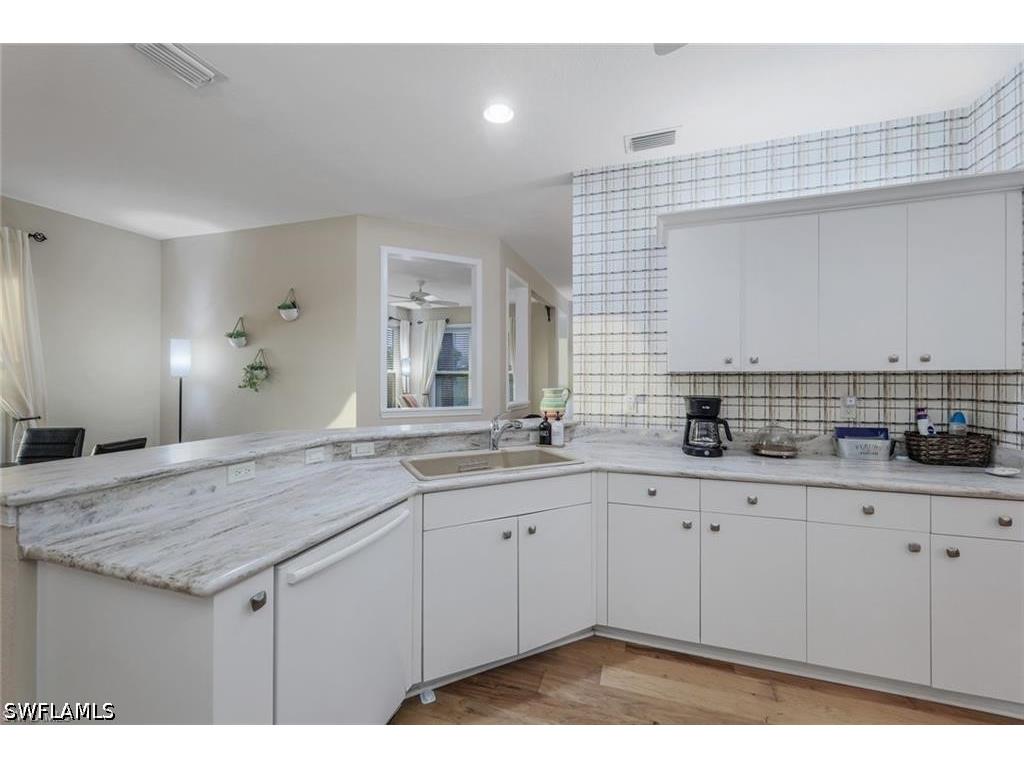 1345 Charleston Square Drive #102 Naples FL 34110 226018067 image32