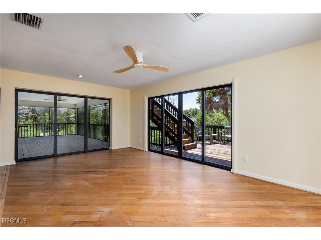 1345 Junonia Street Sanibel FL 33957 2025010162 image14