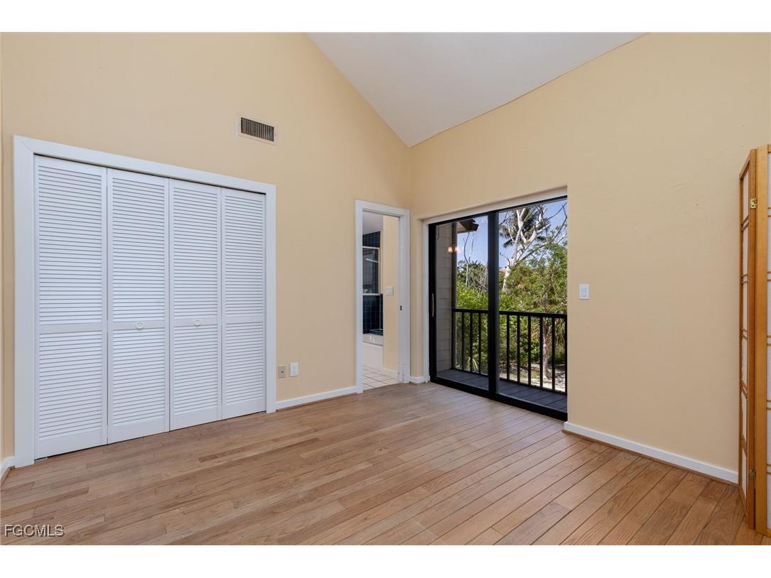 1345 Junonia Street Sanibel FL 33957 2025010162 image16