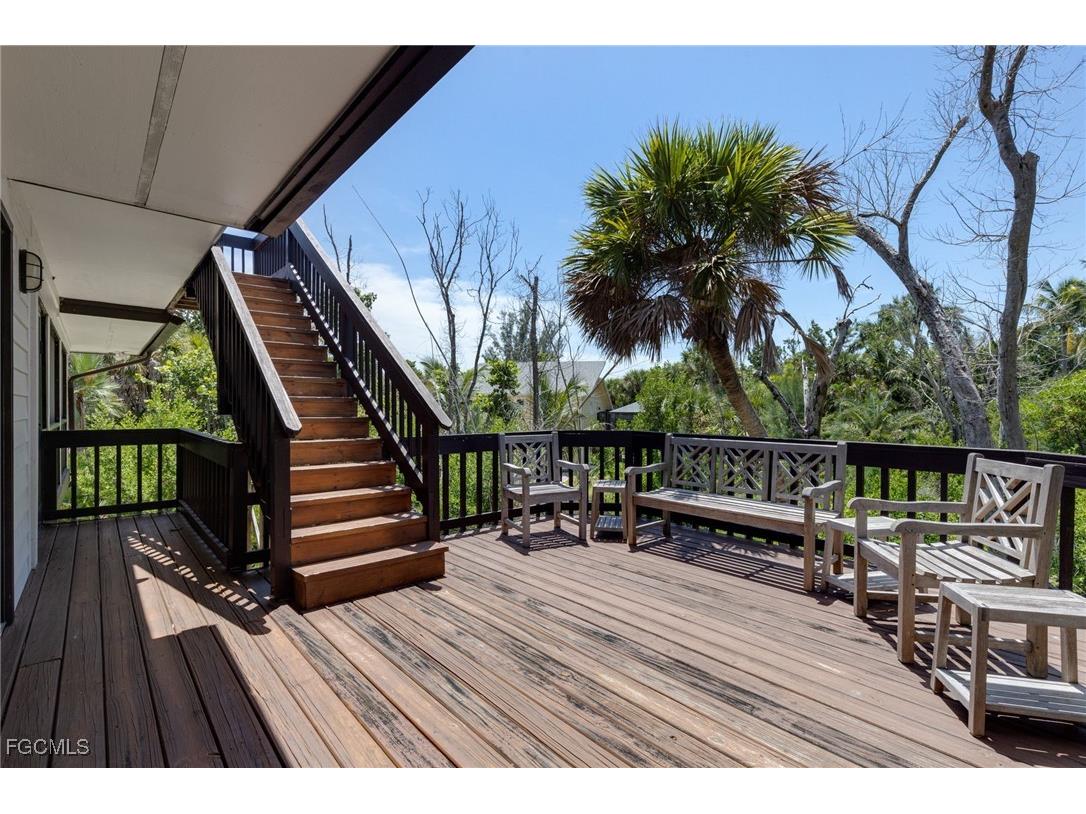 1345 Junonia Street Sanibel FL 33957 2025010162 image19