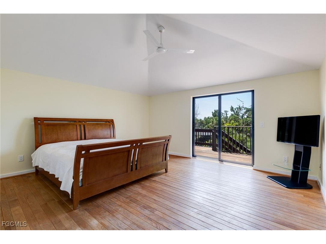 1345 Junonia Street Sanibel FL 33957 2025010162 image20