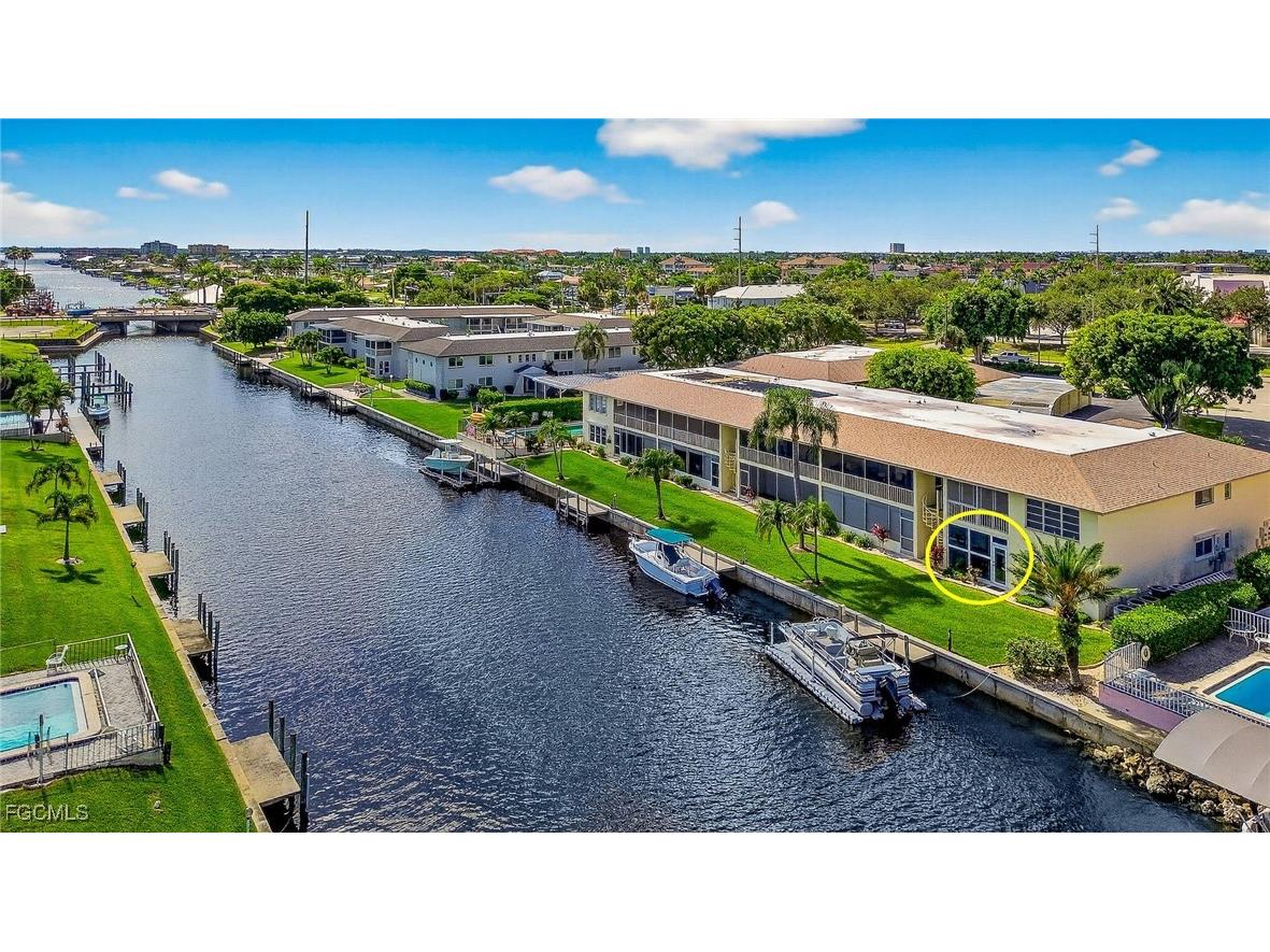 1345 SE 40th Terrace #1A Cape Coral FL 33904 2025000237 image1