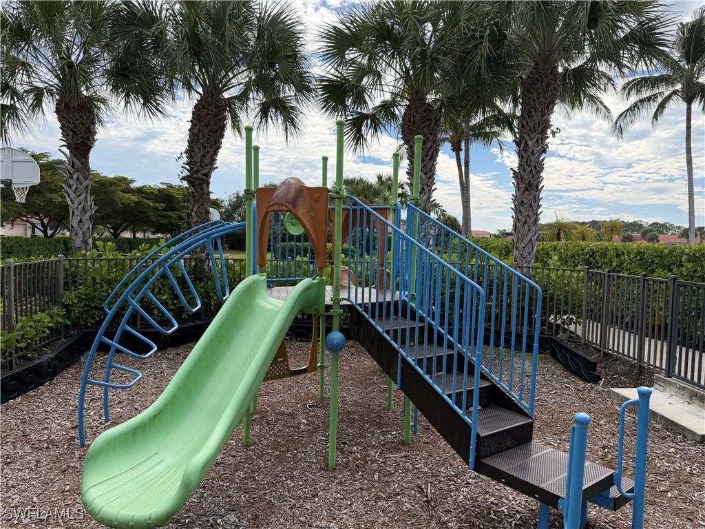 13462 Kent Street Naples FL 34109 225077754 image26