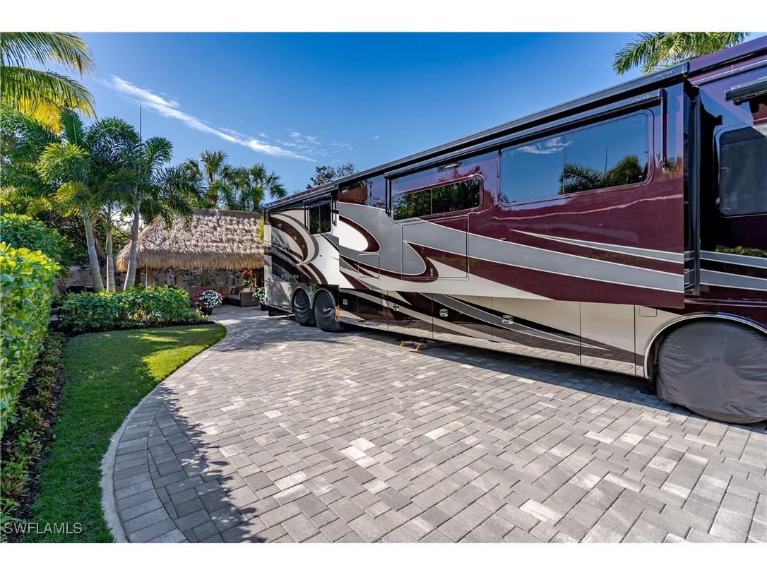 13467 Snook Circle Naples FL 34114 225004117 image38