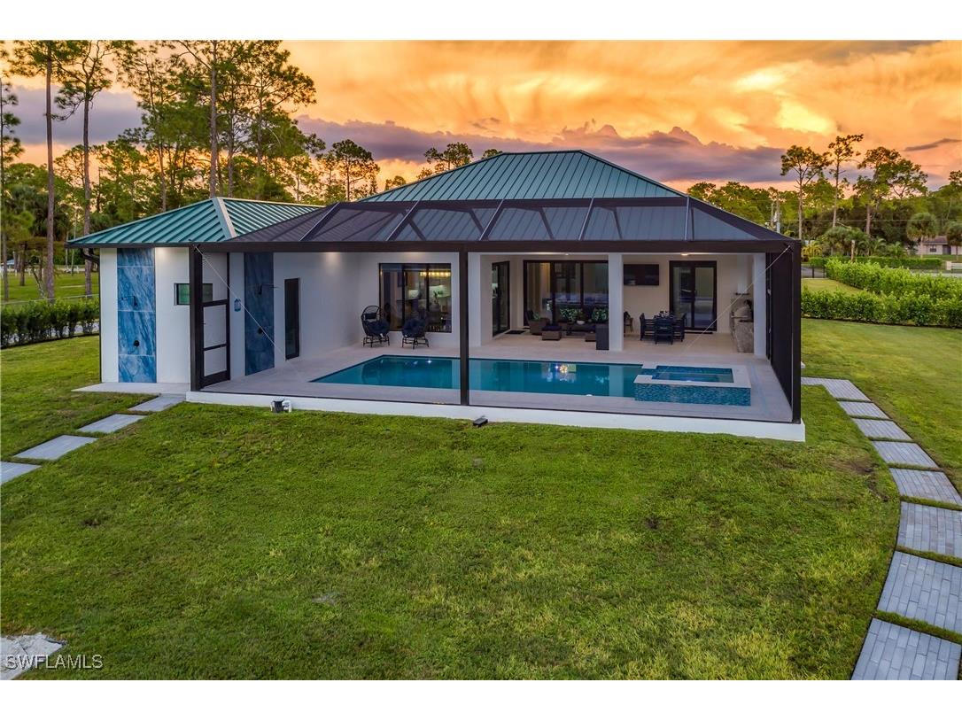 1347 23rd Street SW Naples FL 34117 225077952 image4