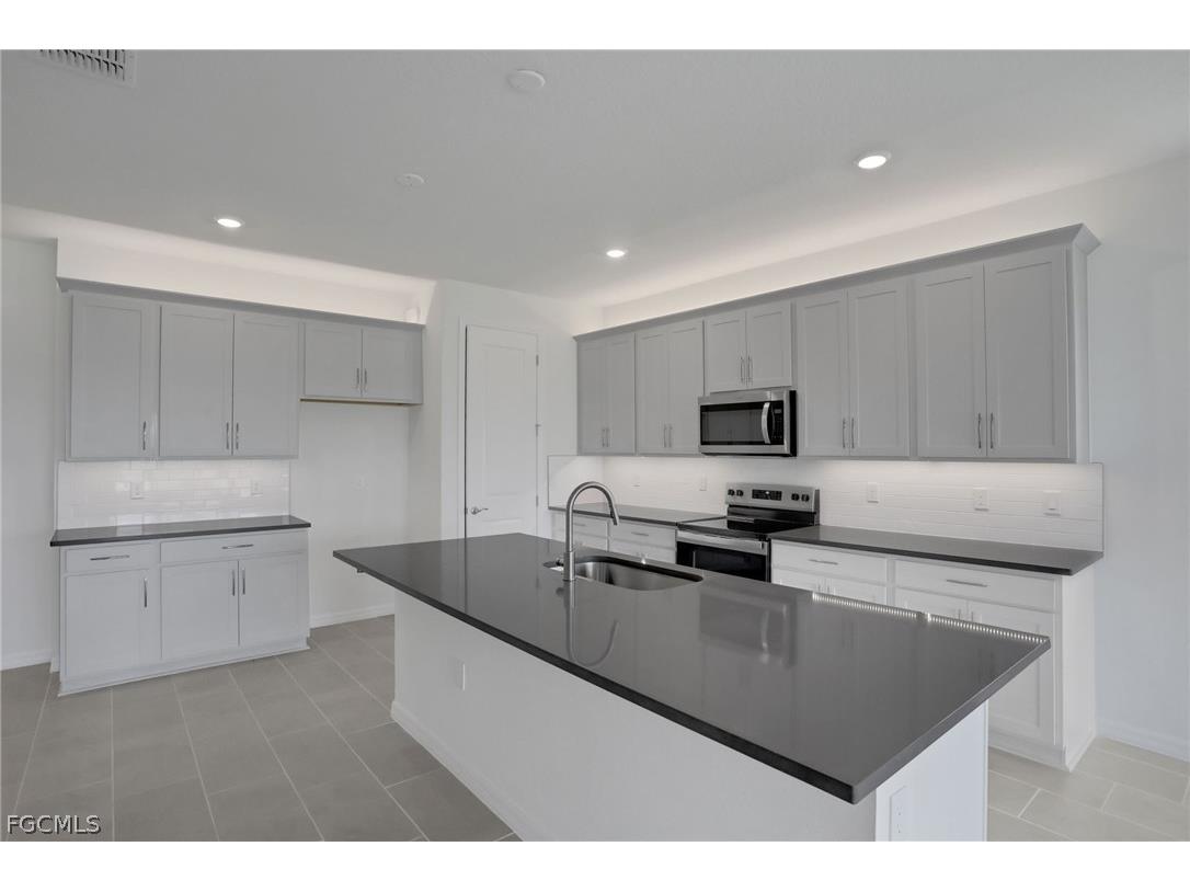 13476 Turnleaf Boulevard Punta Gorda FL 33955 2026007691 image14