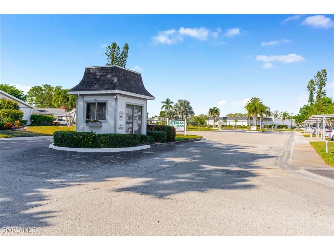 1348 Myerlee Gardens Avenue Fort Myers FL 33919 225078129 image41