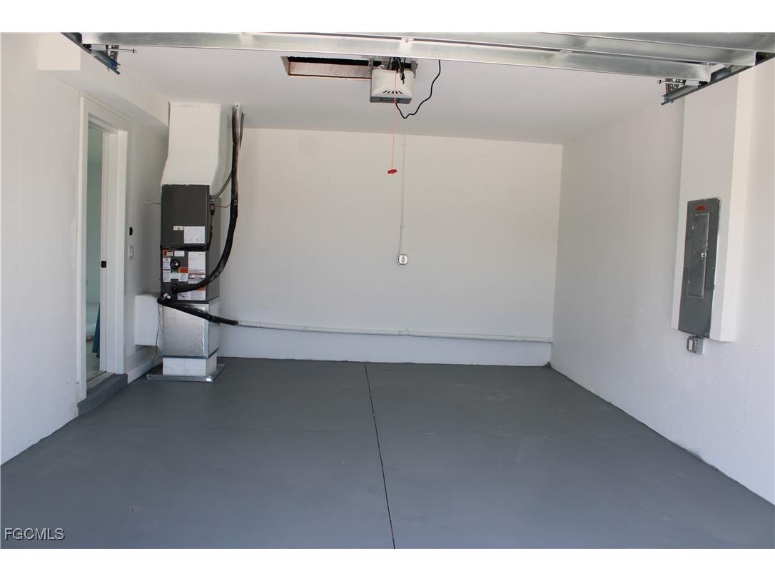 1348 NW 13th Place Cape Coral FL 33993 2025011774 image3