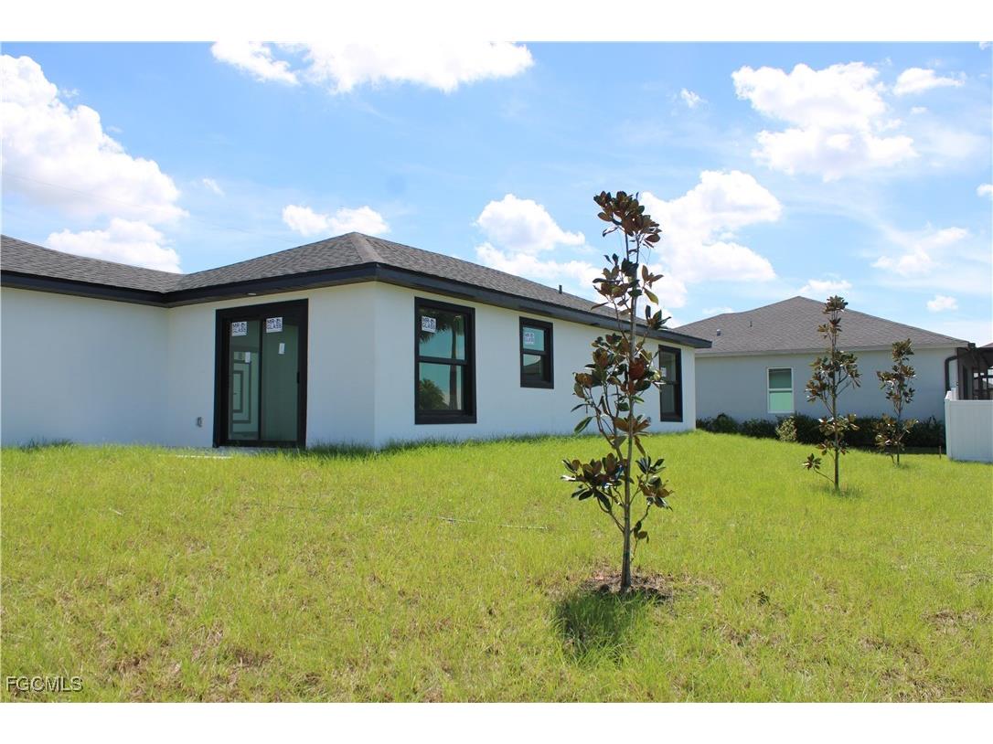 1348 NW 13th Place Cape Coral FL 33993 2025011774 image8
