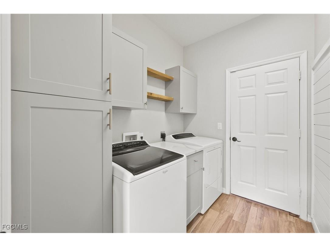 13483 Little Gem Circle Fort Myers FL 33913 2025021021 image19