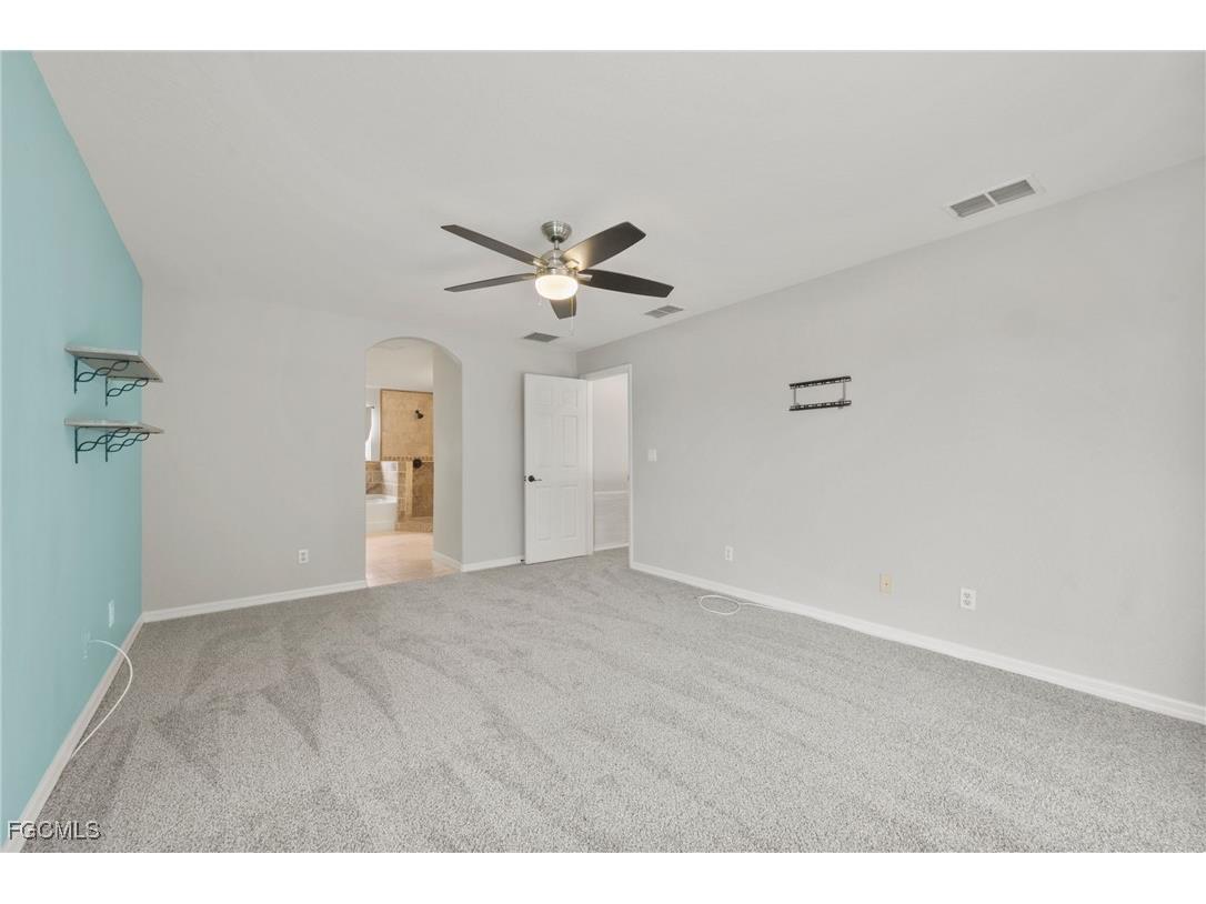 13483 Little Gem Circle Fort Myers FL 33913 2025021021 image24