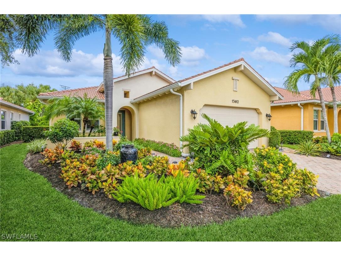 13492 Cambridge Lane Naples FL 34109 224059201 image1