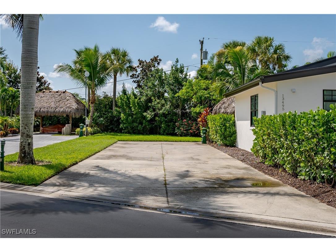 13499 Snook Circle Naples FL 34114 224064998 image10