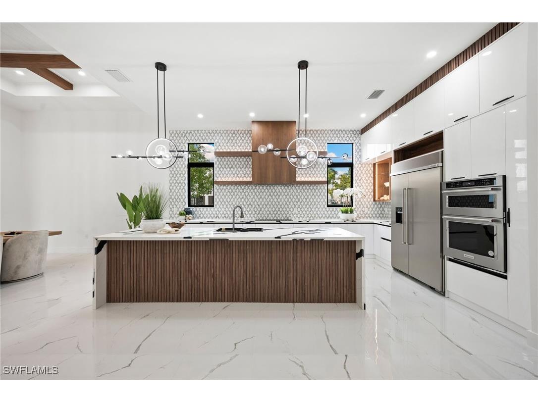 135 7th Street N Naples FL 34102 225071448 image10