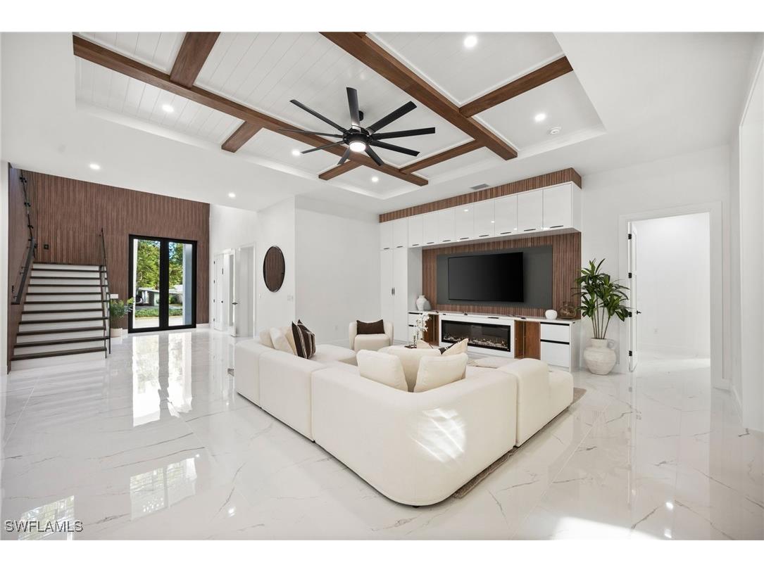 135 7th Street N Naples FL 34102 225071448 image14