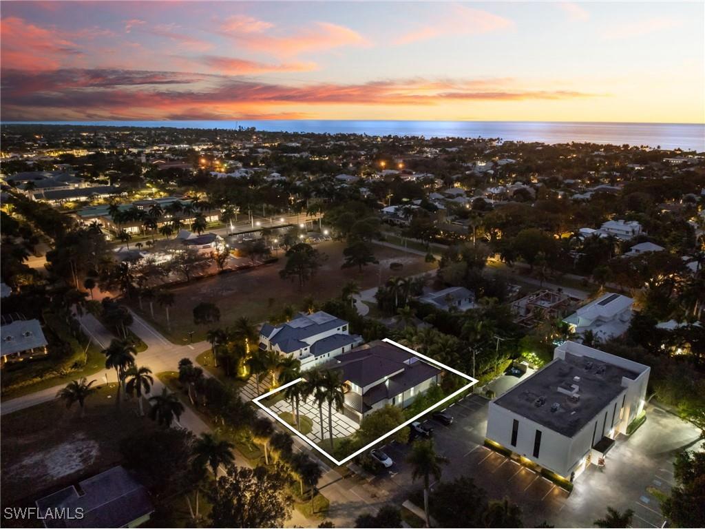 135 7th Street N Naples FL 34102 225071448 image2