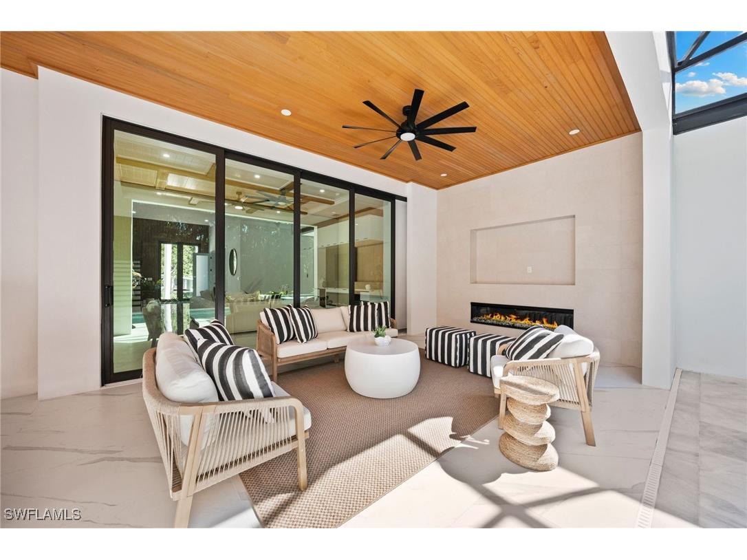 135 7th Street N Naples FL 34102 225071448 image28