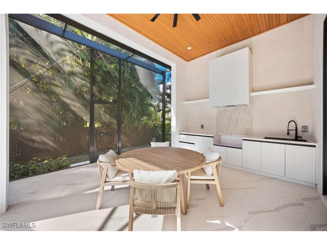 135 7th Street N Naples FL 34102 225071448 image29