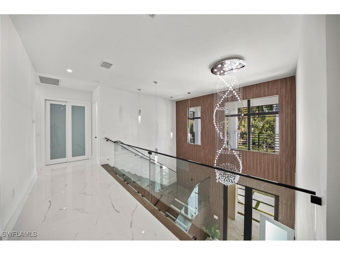 135 7th Street N Naples FL 34102 225071448 image30