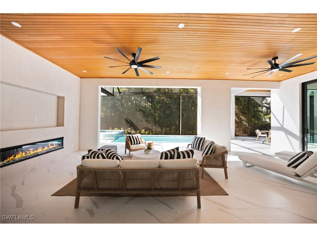 135 7th Street N Naples FL 34102 225071448 image6