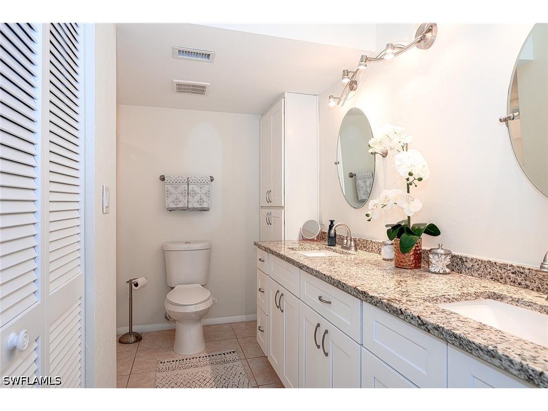 135 Cypress Way E #C Naples FL 34110 226021581 image22