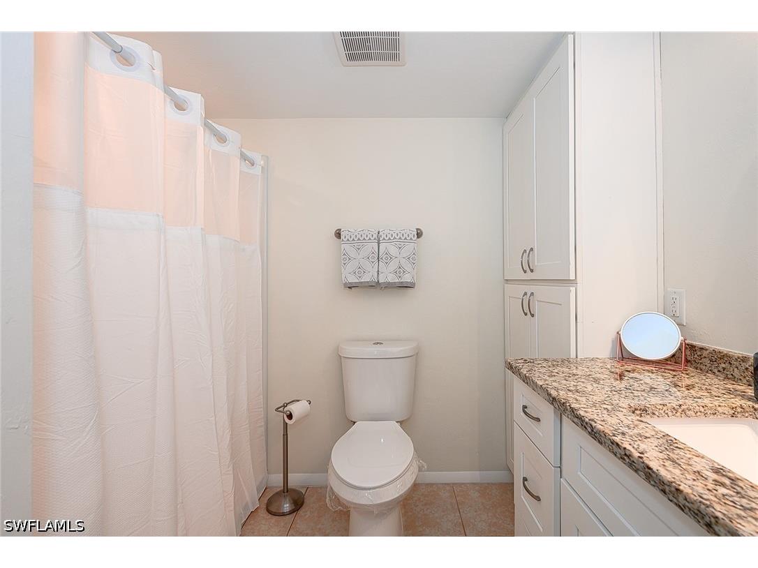 135 Cypress Way E #C Naples FL 34110 226021581 image23