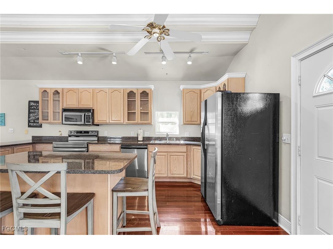 135 Delmar Avenue #A Fort Myers Beach FL 33931 2025013887 image12