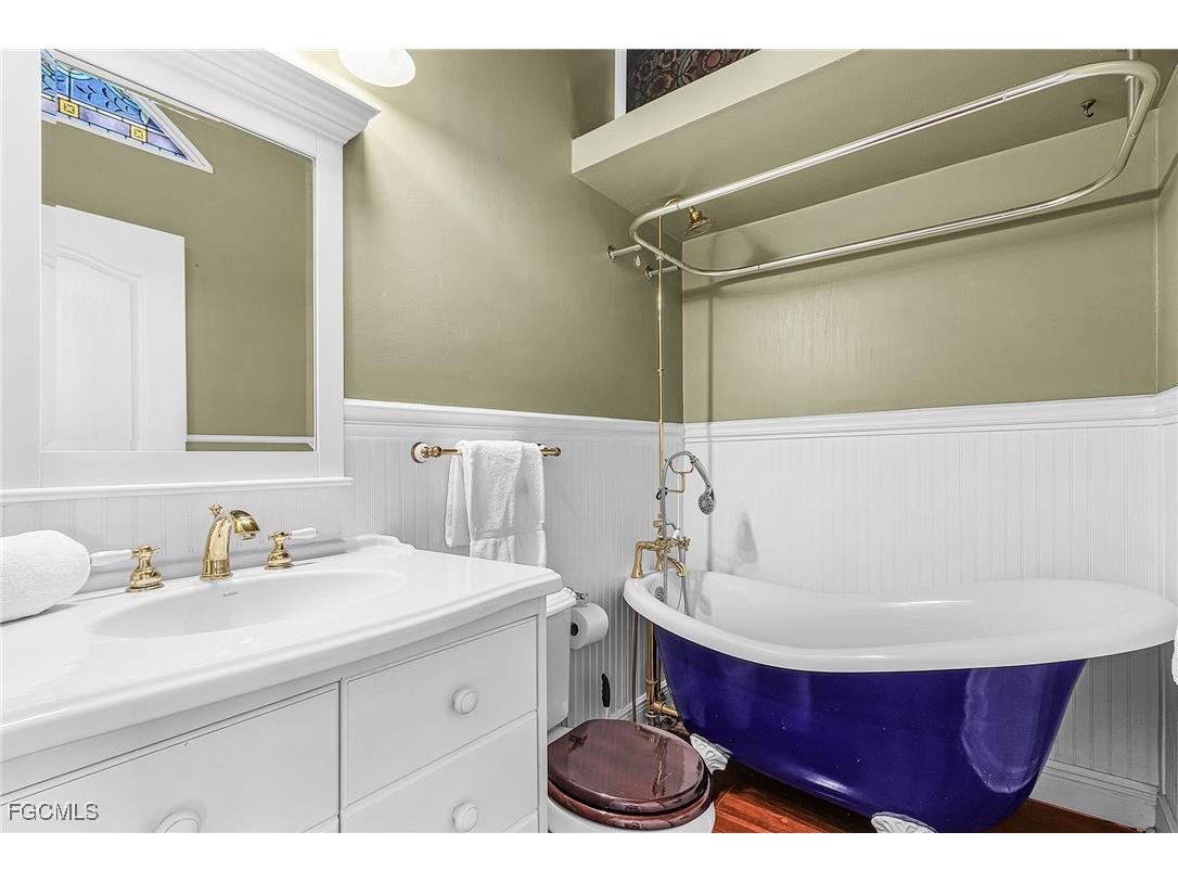 135 Delmar Avenue #A Fort Myers Beach FL 33931 2025013887 image23